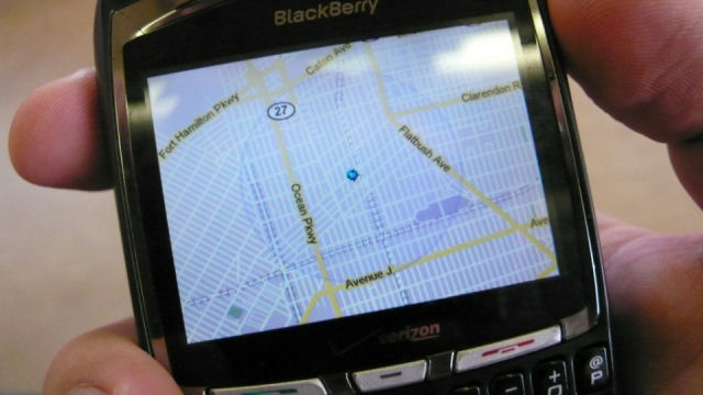 Funcionária é despedida por desativar aplicativo com GPS que a seguia 24 horas