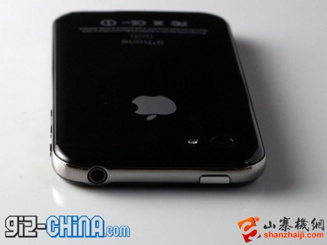 A imitação chinesa do iPhone 5 chega antes que o original