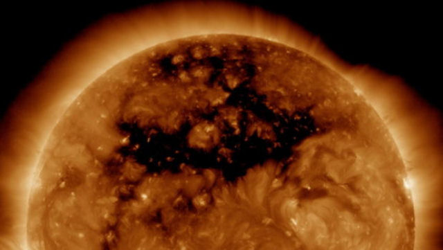 Buraco no Sol tem o tamanho de 50 Terras
