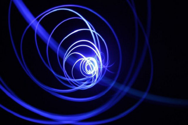 Cientistas descobriram a forma de transformar luz em matéria