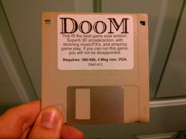 Quando um videogame revolucionário cabia em um par de disquetes