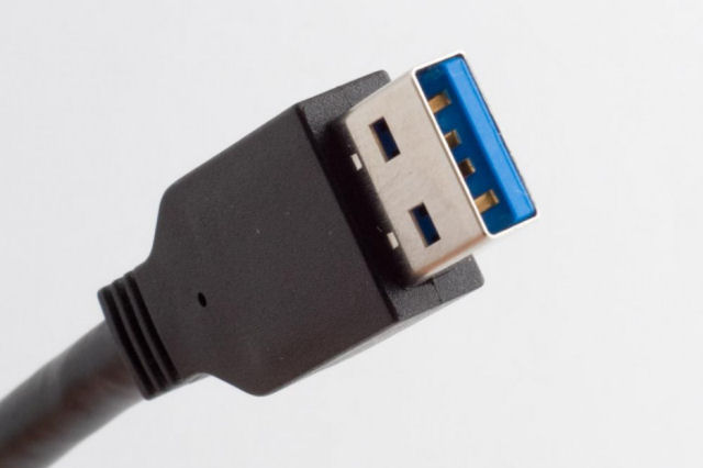 O próximo conector USB finalmente será reversível