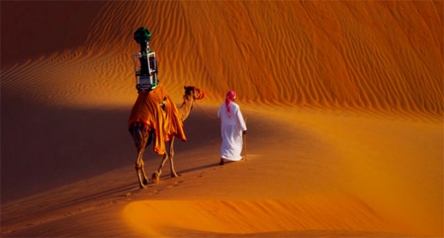 Google coloca uma cmera do Street View em um camelo para fotografar o Osis de Liwa