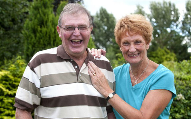 Embolia cerebral faz com que homem seja feliz para o resto de sua vida