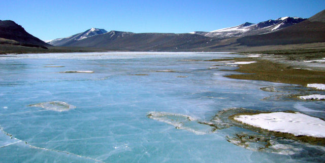 Encontram vida em um lago antrtico isolado do resto do mundo durante milhares de anos