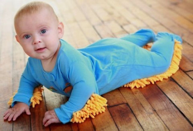 Baby Mop: colaborando em casa desde a infncia