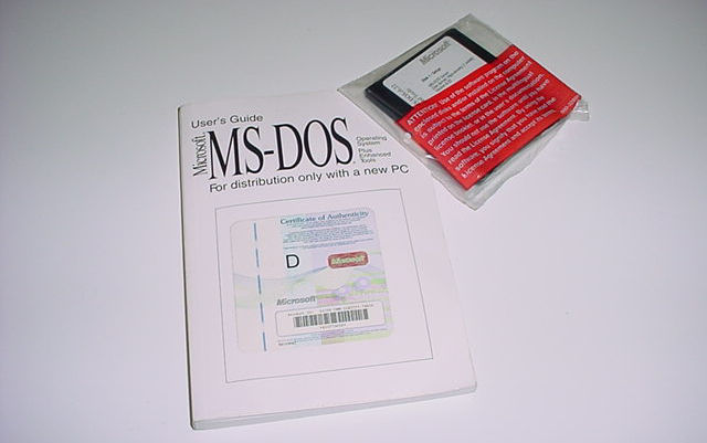 MS-DOS completa hoje 30 anos