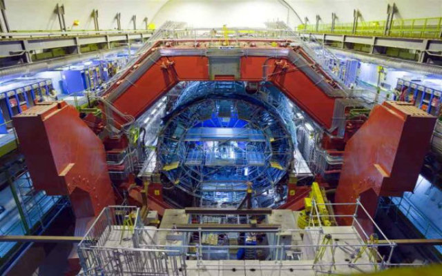 LHC conseguiu criar a matria mais densa do universo